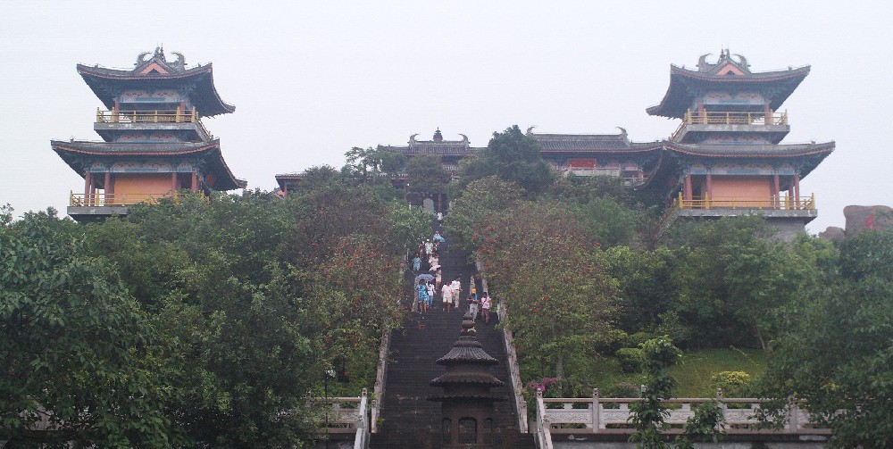 海南玉蟾宫游记-于广秋